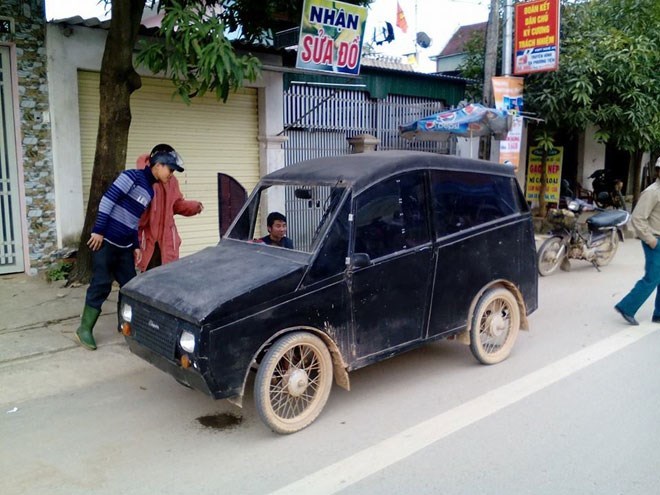 Kế hoạch 10 năm tự chế ôtô đưa con đi học