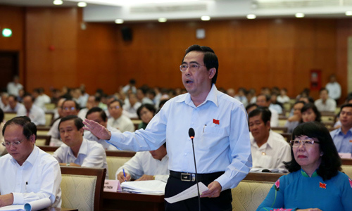 Từ 1/2015, chạy xe máy ở TP HCM phải đóng phí