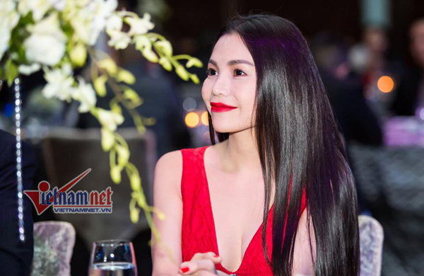 Trà Ngọc Hằng lần đầu tiết lộ về bạn trai hơn 10 tuổi
