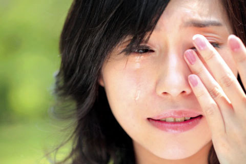 Đau đớn tột cùng khi bắt gặp cảnh nóng của chồng với người tình