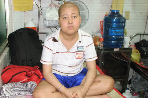 Lá thư cầu cứu đẫm nước mắt của cậu bé u não