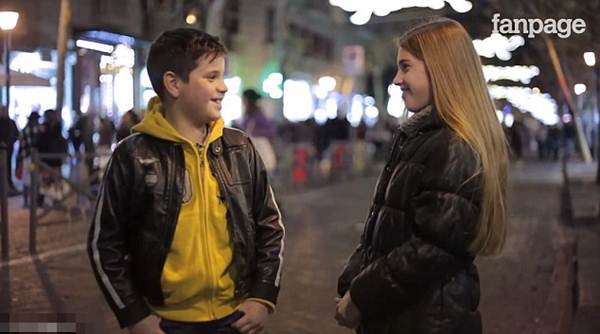 Clip 'Tát cô ấy' lan truyền chóng mặt trên mạng