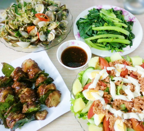 Bữa ăn 115.000 cho 4 người đầy hấp dẫn