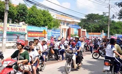 Sau vụ cô giáo tự tử: 3/4 giáo viên trả  quyết định thuyên chuyển