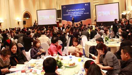 Căn hộ Vinhomes Nguyễn Chí Thanh ‘cháy hàng’