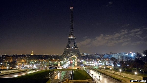 Thảm sát Paris: Những câu hỏi treo lơ lửng