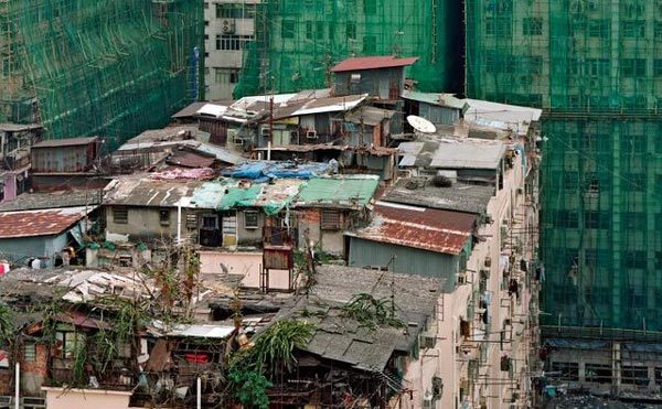 Cận cảnh những nhà ổ chuột chọc trời ở Hong Kong