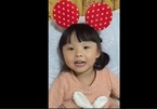 Bé 4 tuổi phiên dịch tiếng Hàn - Việt gây sốt