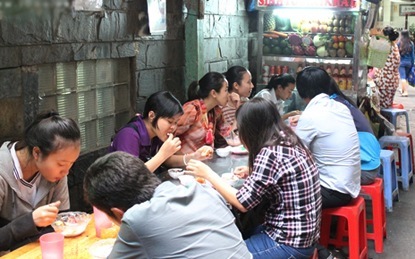 5 con hẻm ăn vặt trứ danh của Sài Gòn