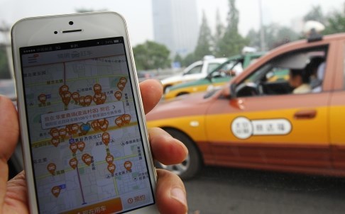 TQ: Hàng ngàn lái xe taxi đình công phản đối Uber