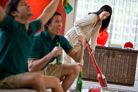 Thời nay đừng tin 'một mái nhà tranh hai trái tim vàng'