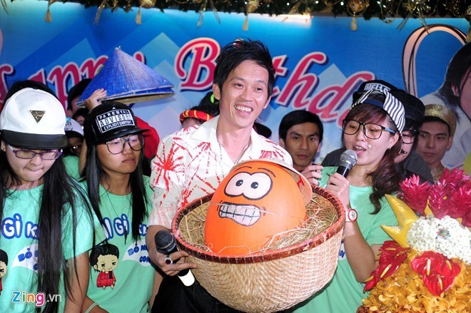 Hoài Linh tiết lộ chuyện chạy show đám cưới với cát-xê bèo