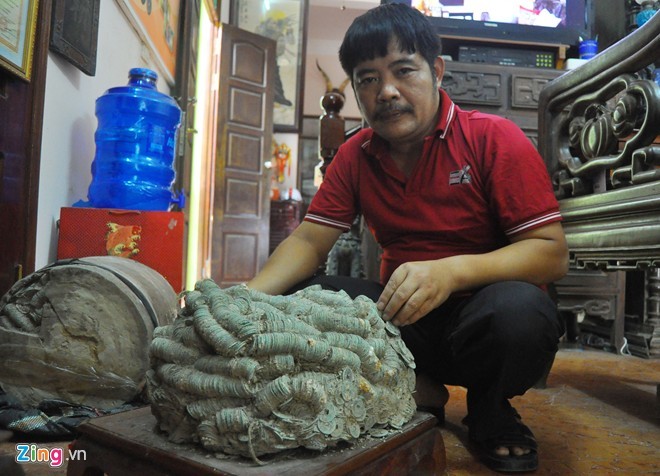Khối tiền giấu kín trong kho nhà đại gia Bắc Ninh