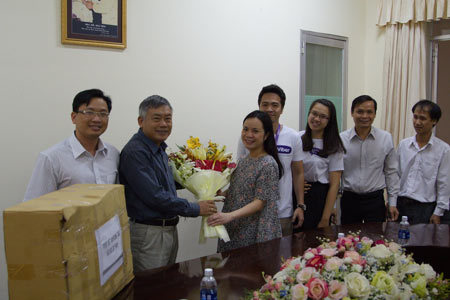 1.000 cuốn sách tặng sinh viên