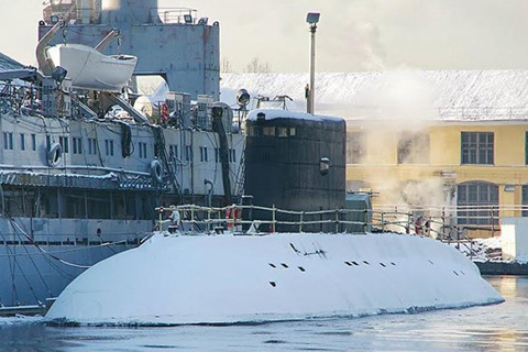 Tàu ngầm Hải Phòng rời Singapore về VN