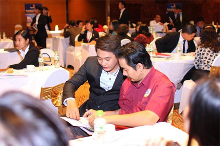 Biệt thự biển Vinpearl Premium tấp nập khách mua