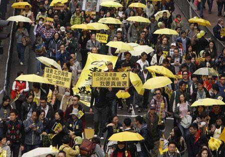 Người biểu tình Hong Kong trở lại đường phố