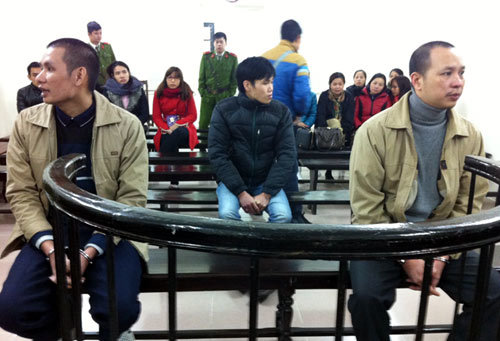 Ham làm người mẫu ảnh, nhiều cô gái dính... bẫy lừa