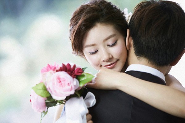 Ly hôn, nhà chồng đòi lại tiền mua sính lễ đám cưới