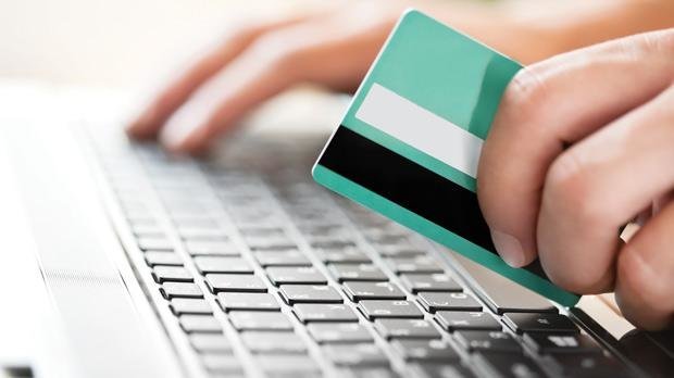 Mua bán qua mạng diễn ra chủ yếu ở Hà Nội, TP.HCM