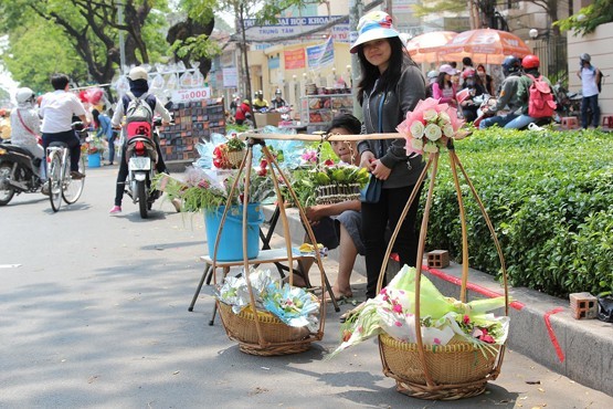 Lặng lẽ chợ phiên giữa ồn ào đô thị