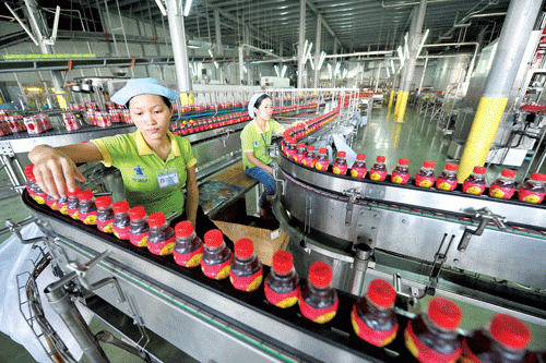 Thanh tra dây chuyền sản xuất của Tân Hiệp Phát