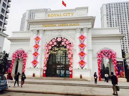 Xuân rực rỡ trong Vincom khắp nước