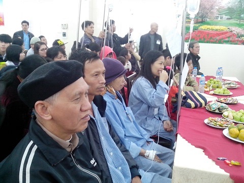 Bệnh nhân ung thư háo hức đón Tết sớm