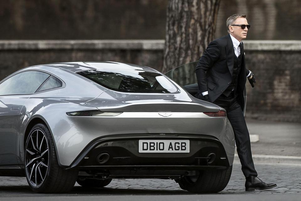 Loạt ảnh nóng hổi từ phim trường James Bond 24