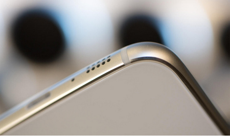 Tâm điểm CNTT: Galaxy S6 quá giống iPhone