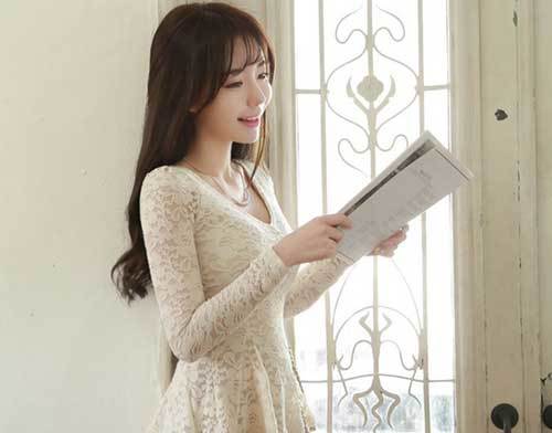 Ghi điểm nơi công sở với phong cách kín đáo