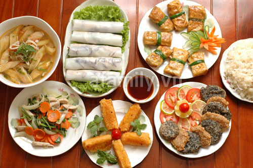 Mốt mở tiệc chay tại gia ngày rằm tháng giêng