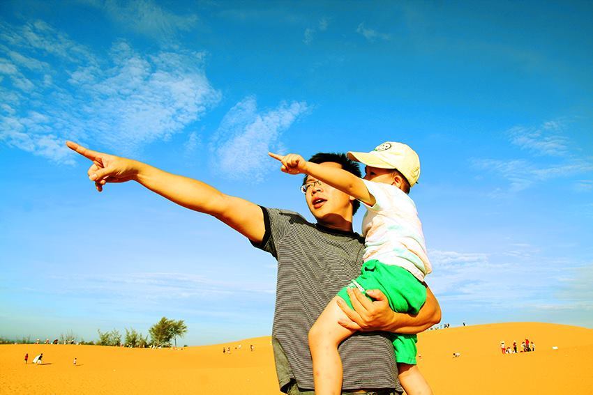 Cách dạy con trai trở thành một quý ông đích thực