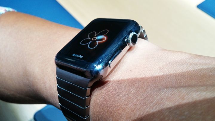 Video trải nghiệm đầu tiên về Apple Watch