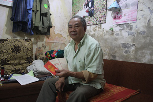 tiết-liệm, gửi-tiền, ngân-hàng, lãi-suất, ngã-ngửa, cho-vay, thua-lỗ, kiện, tiền-mặt