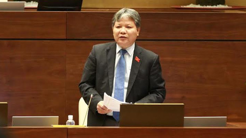 Lại lùi luật Biểu tình sang 2016