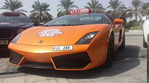 Dùng siêu xe làm taxi ở Dubai