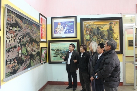 Triển lãm Mỹ thuật Việt Nam 2015 khai trừ 'nhái sĩ'