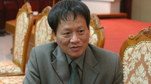 'Chặt cây xanh Hà Nội không phải hỏi dân'