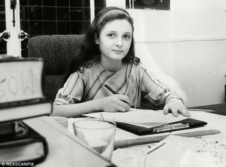 Thần đồng 17 tuổi lấy bằng tiến sĩ ngày ấy - bây giờ