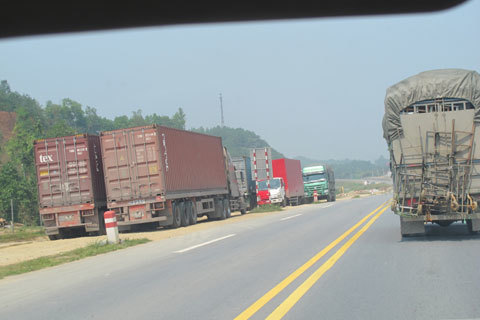 Mối lo lớn trên cao tốc dài nhất Việt Nam