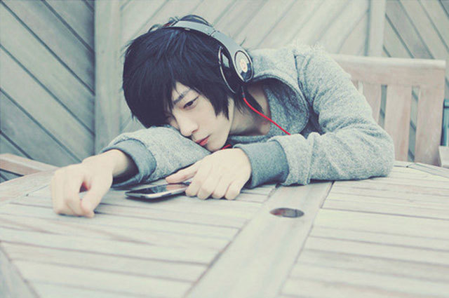 Mẹ có bồ, con sợ gia đình tan nát