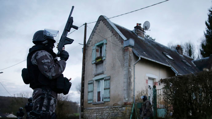 Pháp đứng trước đe dọa khủng bố 