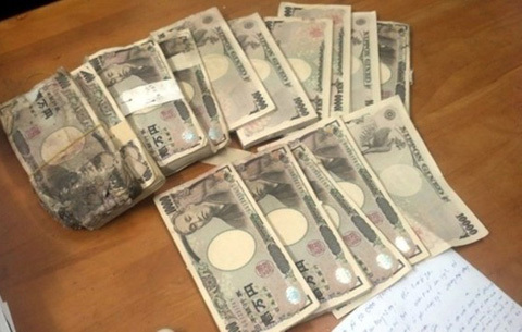Chị ve chai nhặt được 5 triệu yên Nhật: “Nếu được hết số tiền này...