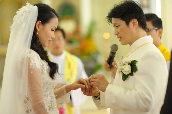 Bebe Phạm nhiều lần muốn hủy đám cưới