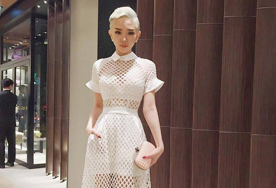 Hình ảnh cực khác lạ của Tóc Tiên