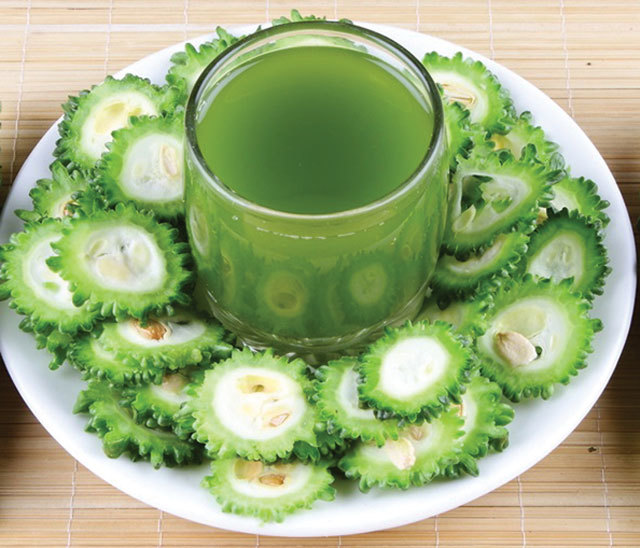 Nấu nước 'hạ hỏa' theo kiểu dân gian