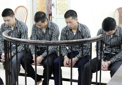 Bán người yêu 16 tuổi vào 'ổ' mại dâm lấy 2,8 triệu