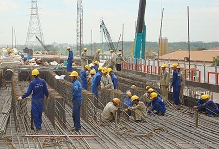 Đơn giá nhân công xây dựng: Không thấp hơn lương tối thiểu