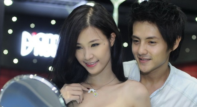 Đông Nhi im lặng khi Ông Cao Thắng công khai cầu hôn